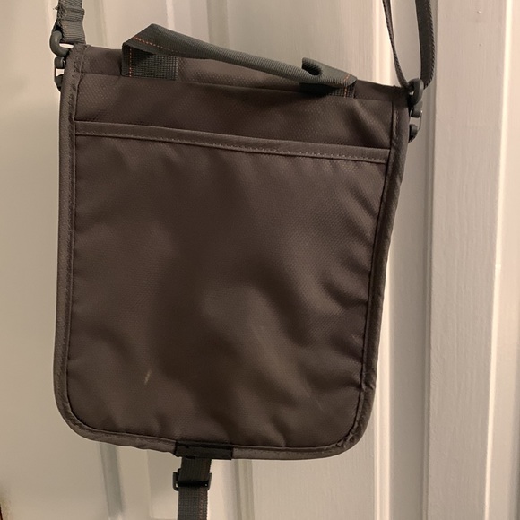 STM crossover bag - Picture 4 of 8